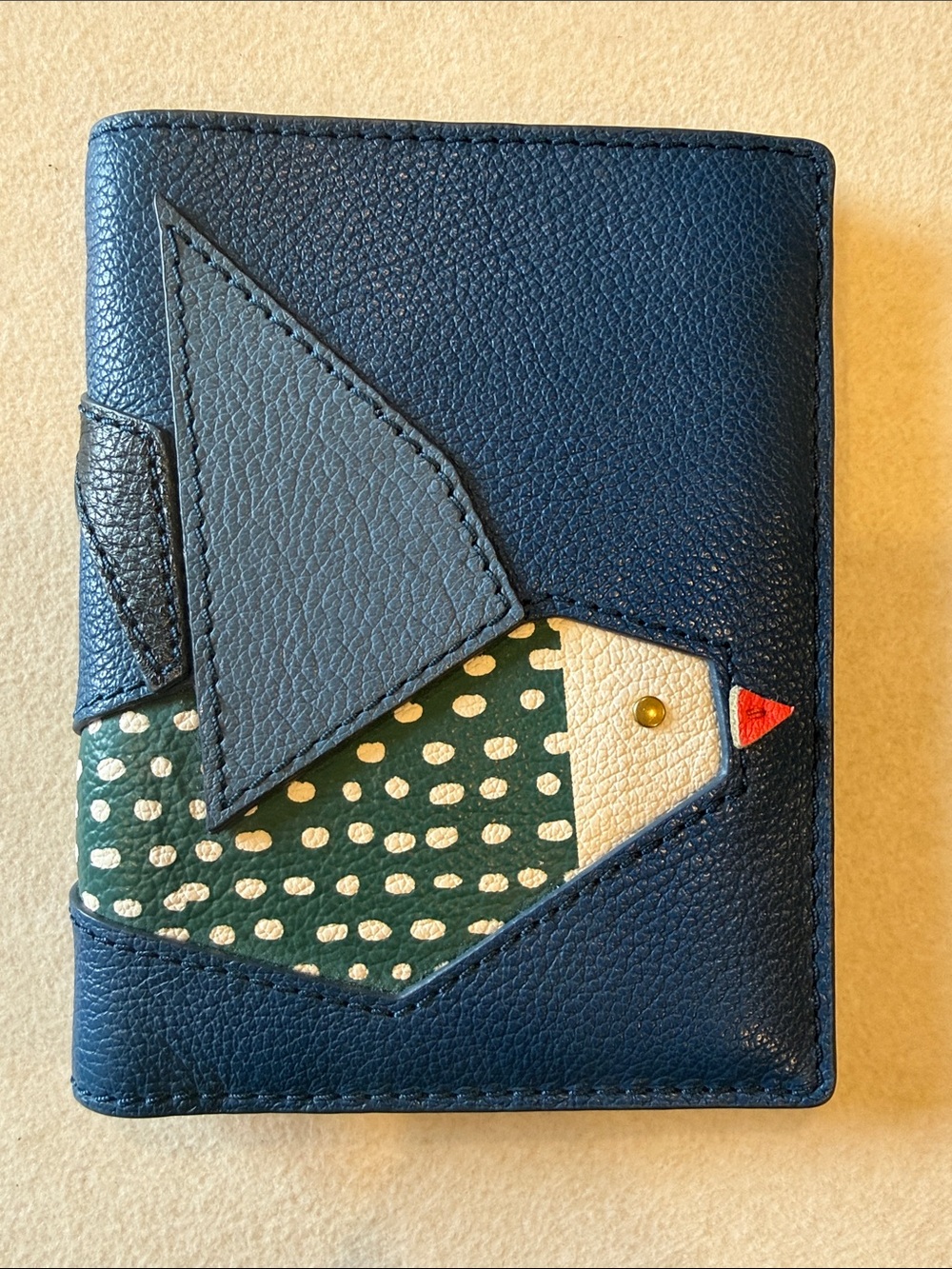 ✈️ Fossil Passport / Wallet